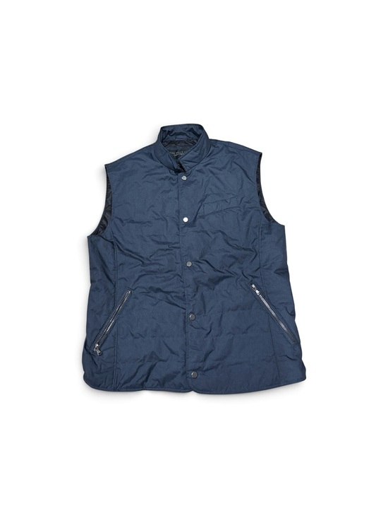 Bloomingdale's Other - Bloomingdale's Dark Navy Quilted Snap Vest